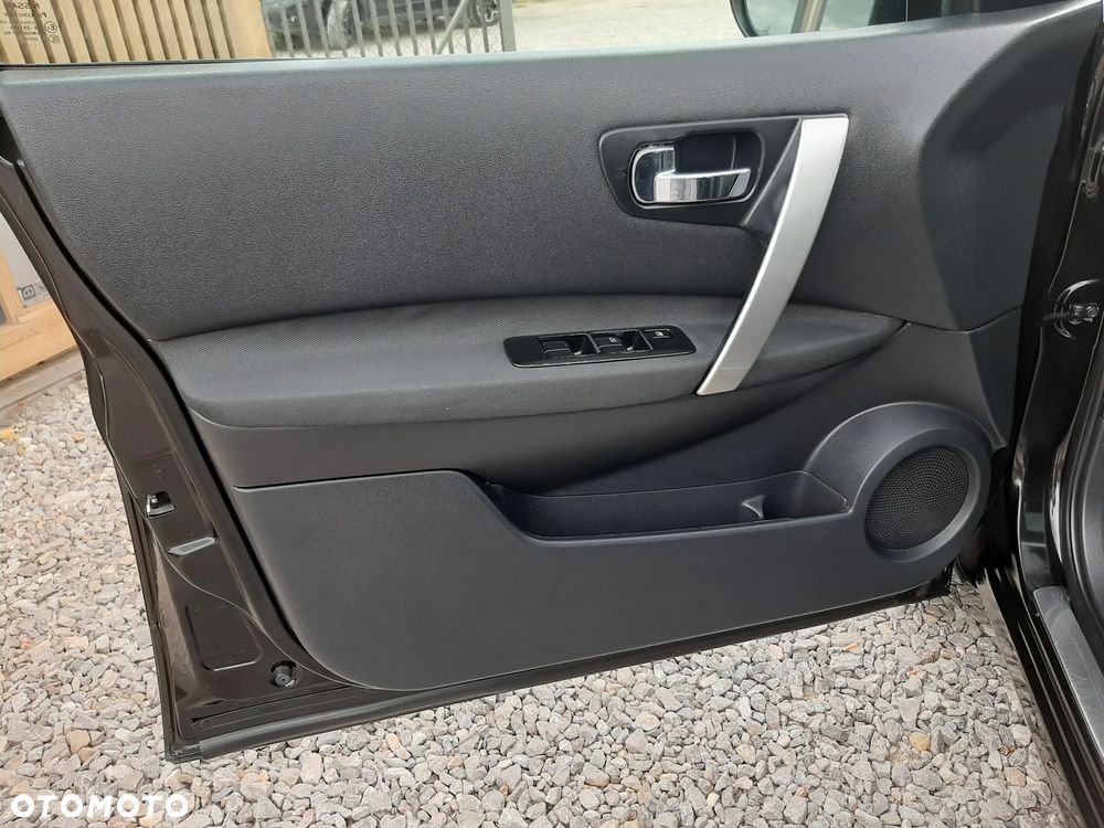 Nissan Qashqai 1.6 visia - 28