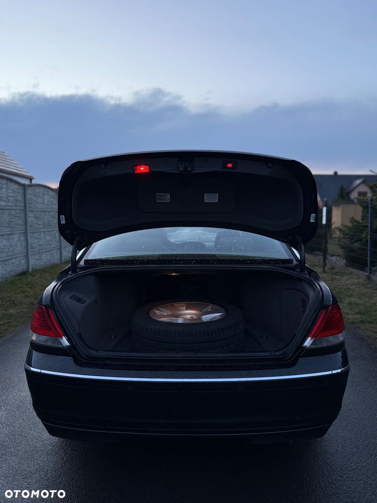 BMW Seria 7 740i L - 21