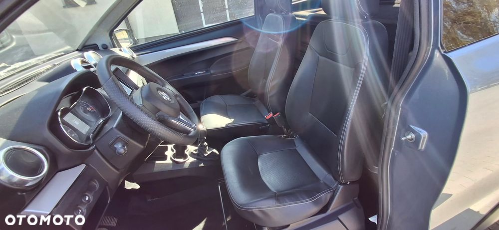 Aixam Crossover - 13