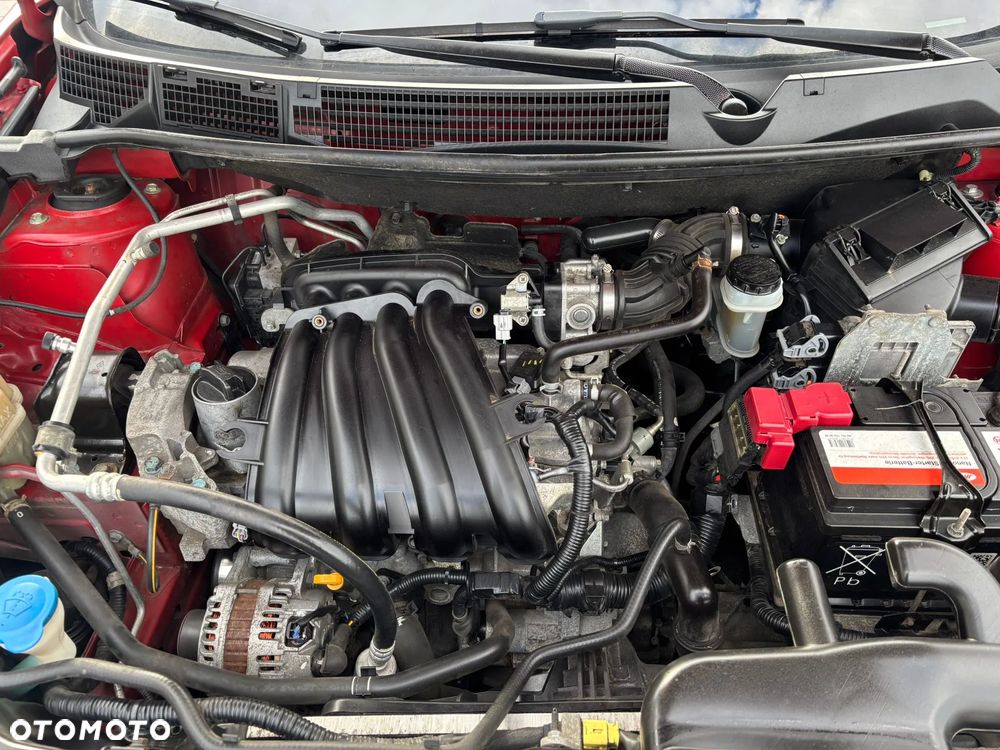 Nissan Qashqai 1.6 visia - 32
