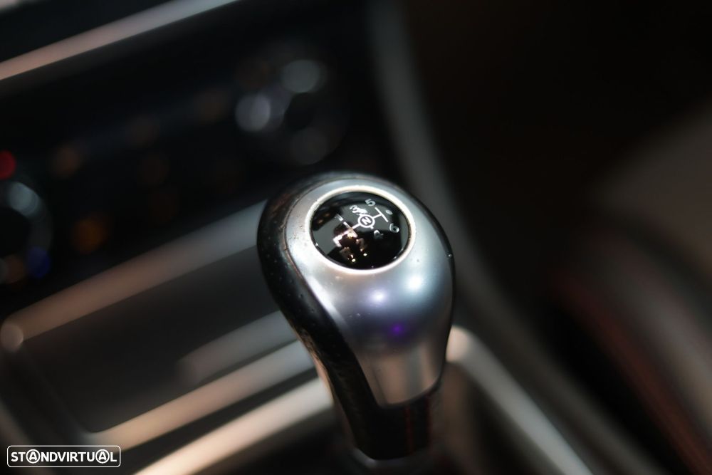 Mercedes-Benz A 180 d AMG Line - 13