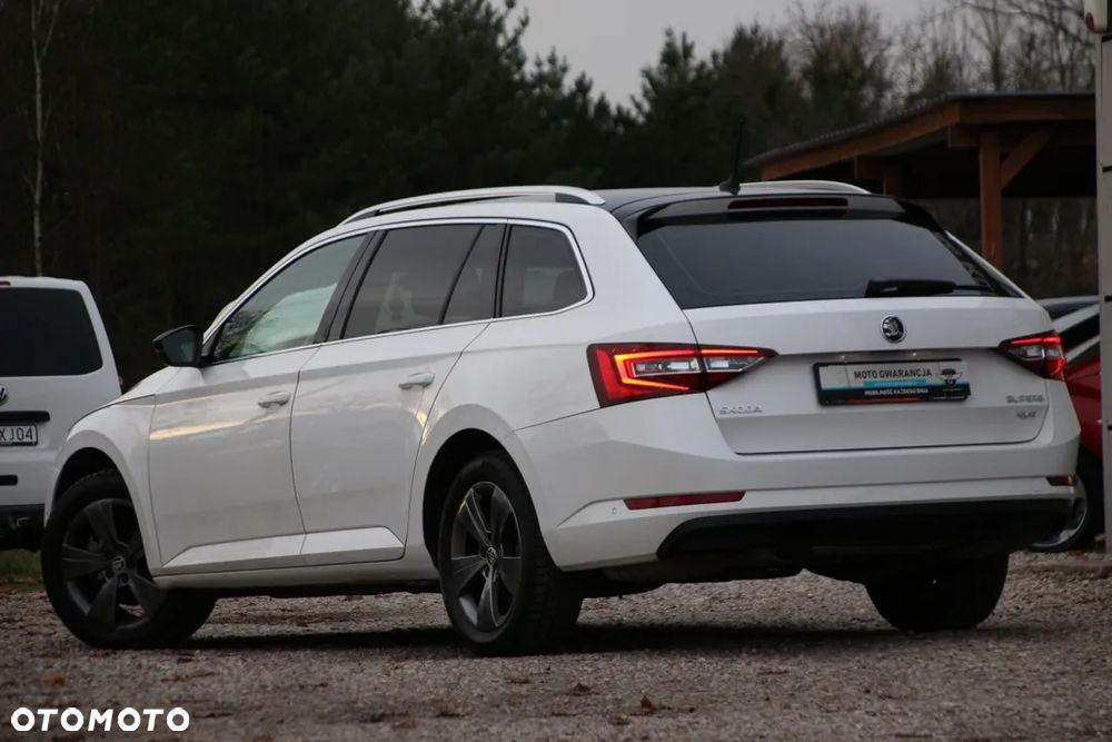 Skoda Superb 2.0 TDI 4x4 DSG Ambition - 15