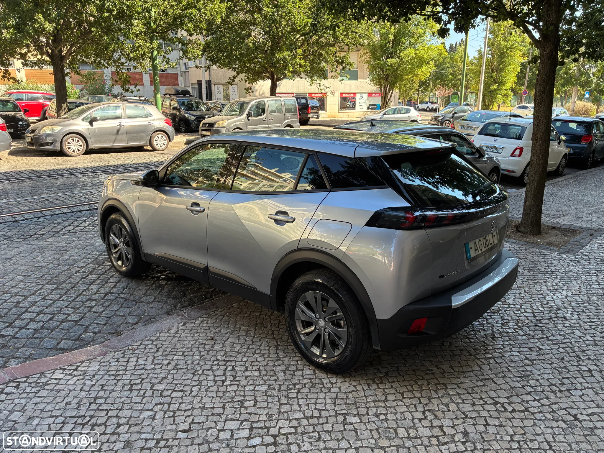 Peugeot e-2008 50 kWh Active Pack - 6