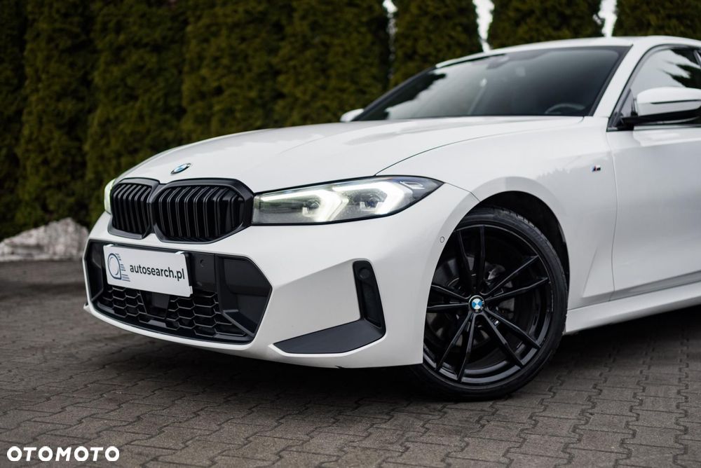 BMW Seria 3 320d xDrive M Sport sport - 40