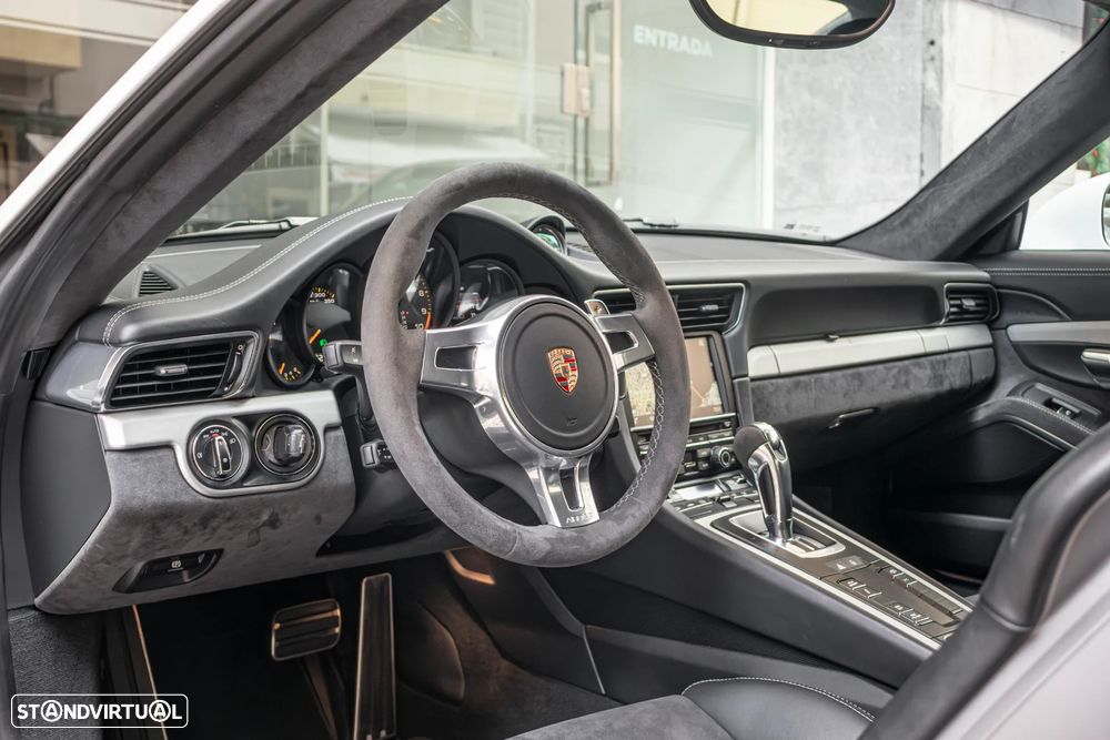 Porsche 911 (991) GT3 - 8