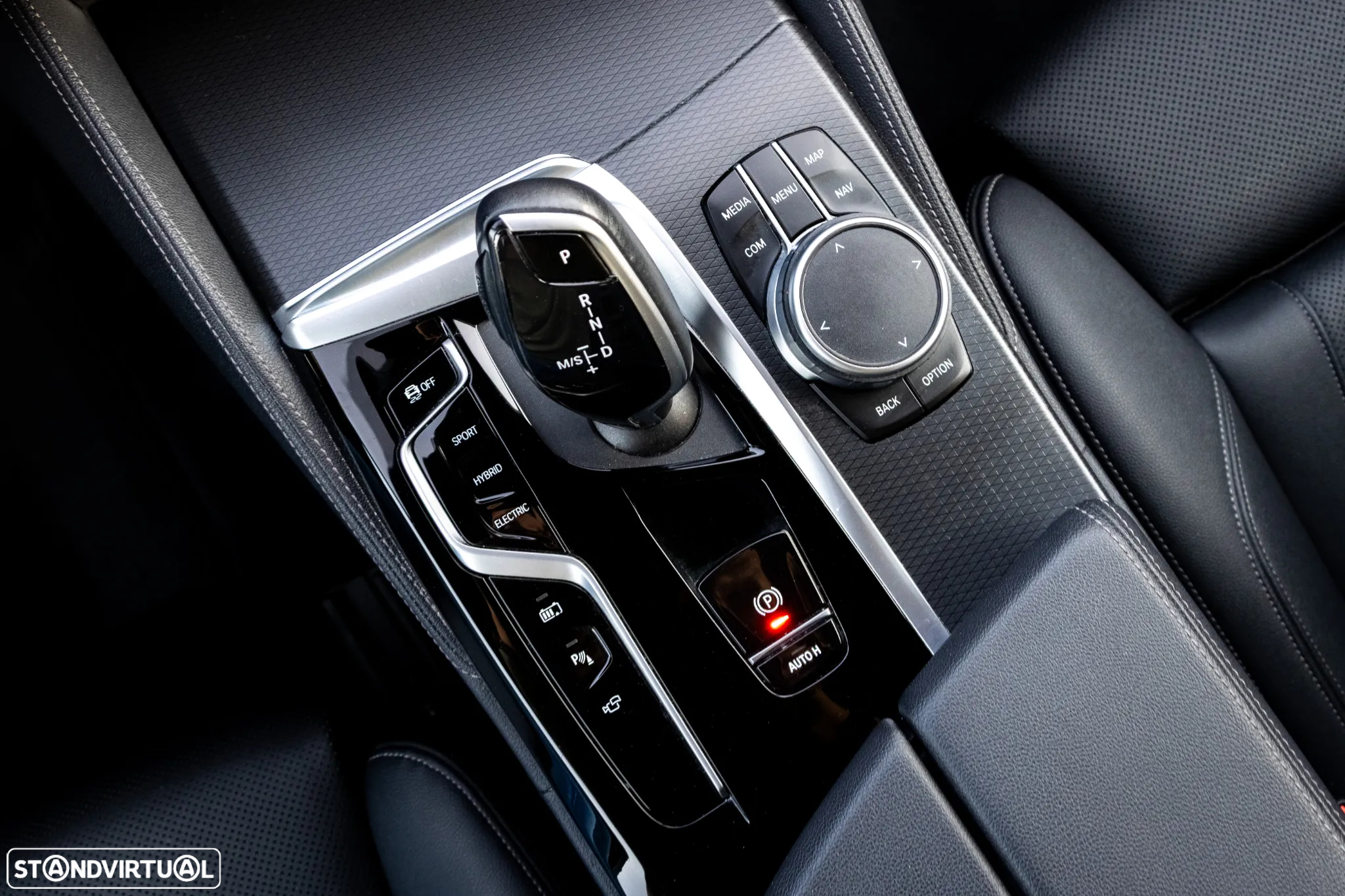 BMW 530 e Pack Desportivo M - 33