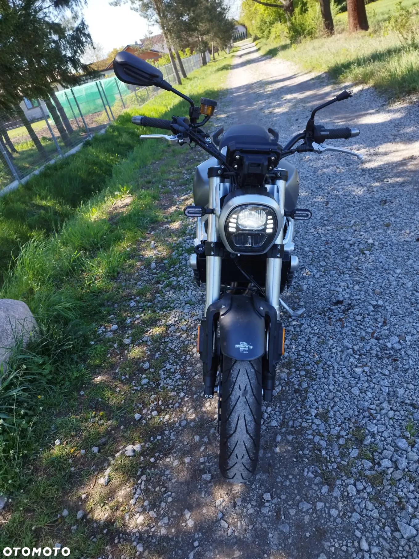 VOGE 500AC - 12