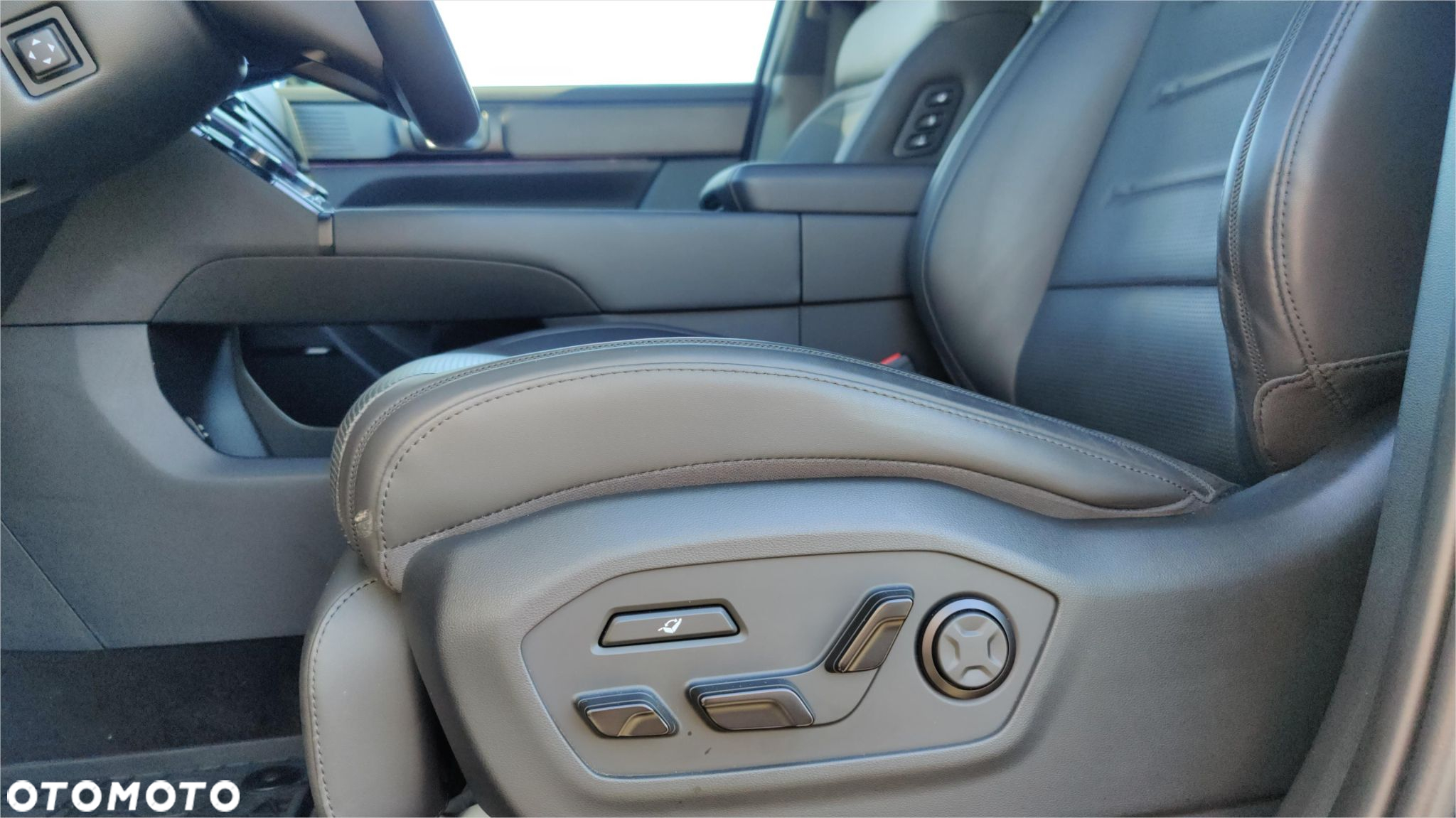 Hyundai Santa Fe 1.6 T-GDI HEV Calligraphy 4WD 6os - 13
