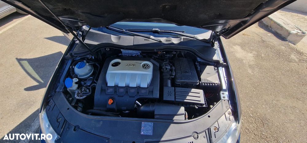 Volkswagen Passat - 13