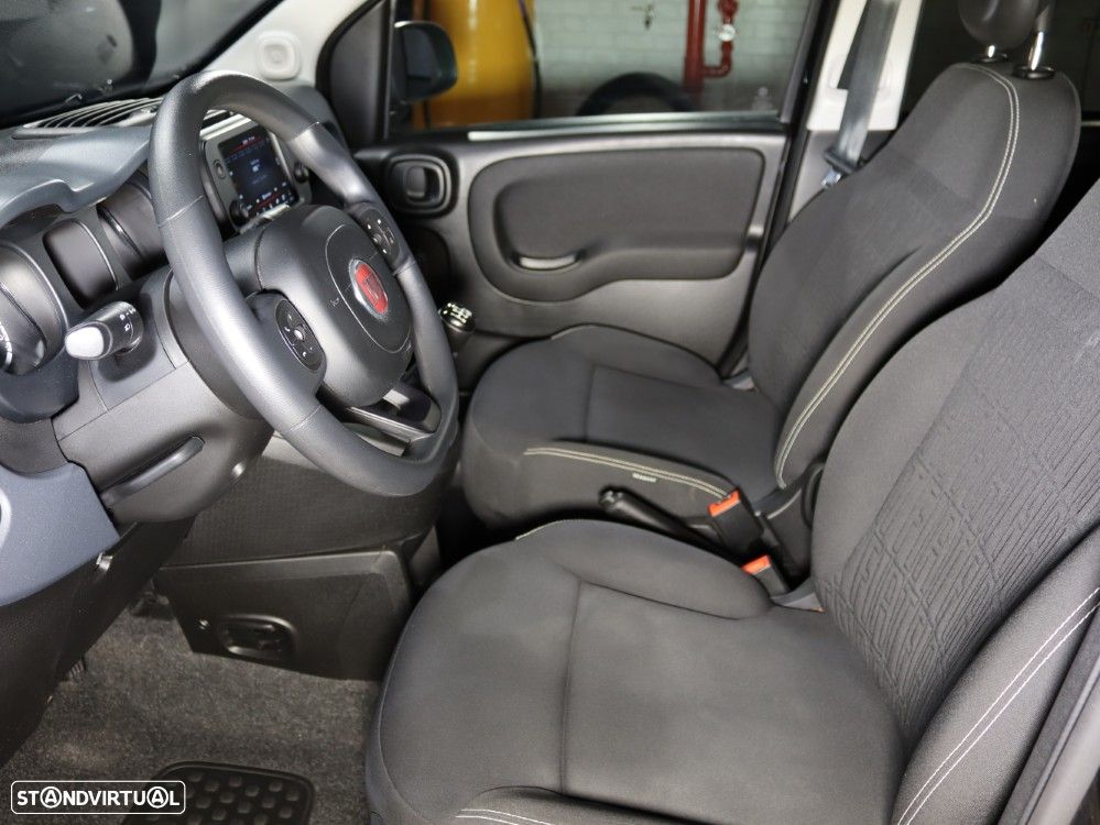 Fiat Panda 1.0 Hybrid City Cross - 8