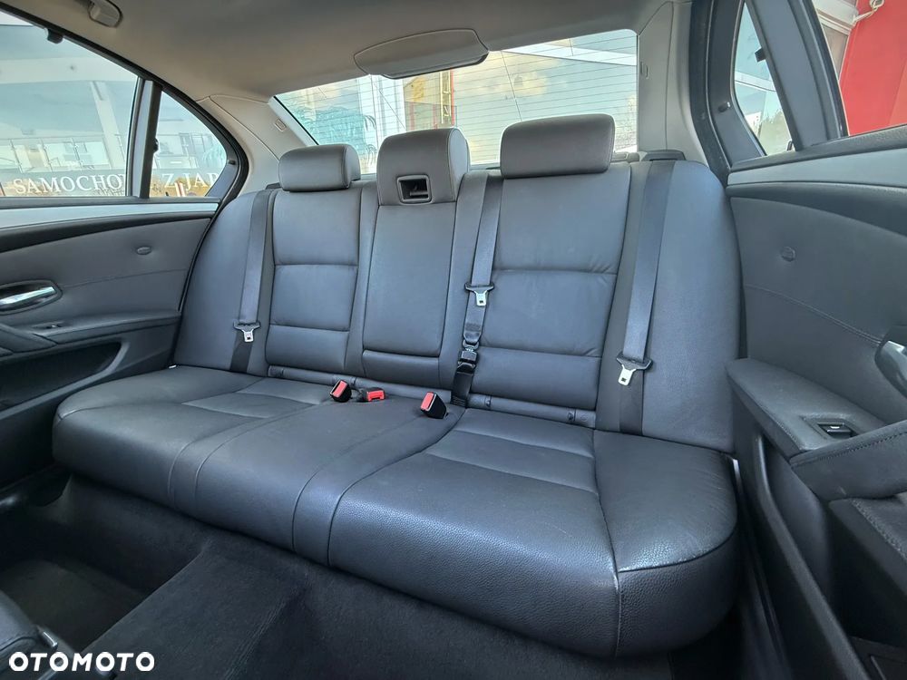 BMW Seria 5 530i - 21