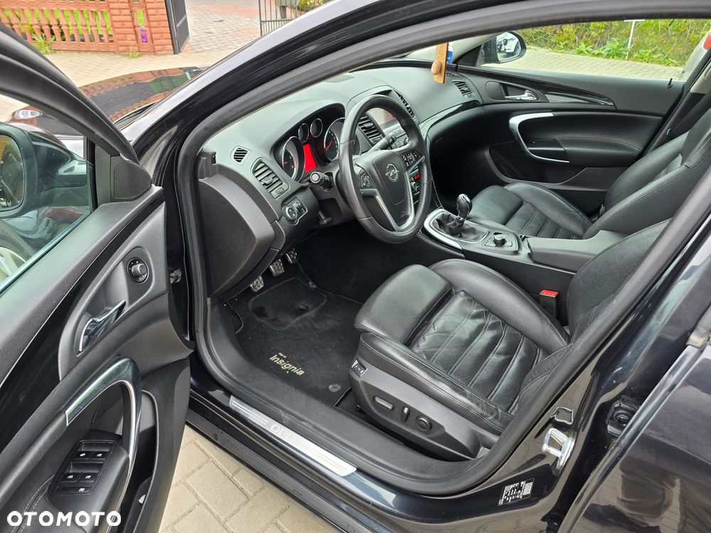 Opel Insignia - 8