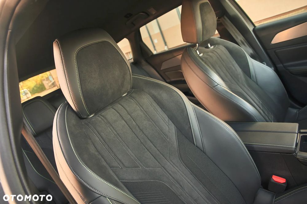 Peugeot 308 BlueHDi 130 EAT8 GT EXCLUSIVE - 26