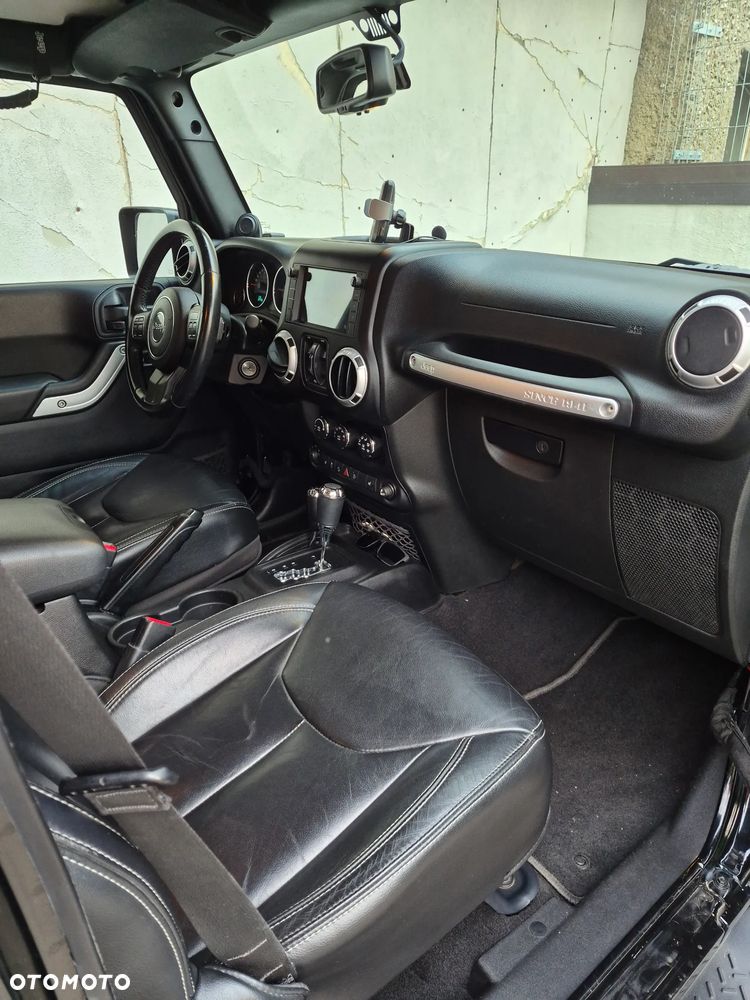 Jeep Wrangler Unlimited 2.8 CRD Automatik Sahara - 10