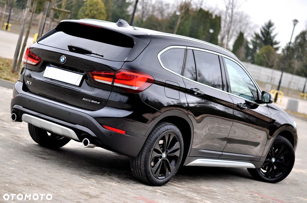 BMW X1 xDrive20d xLine - 6