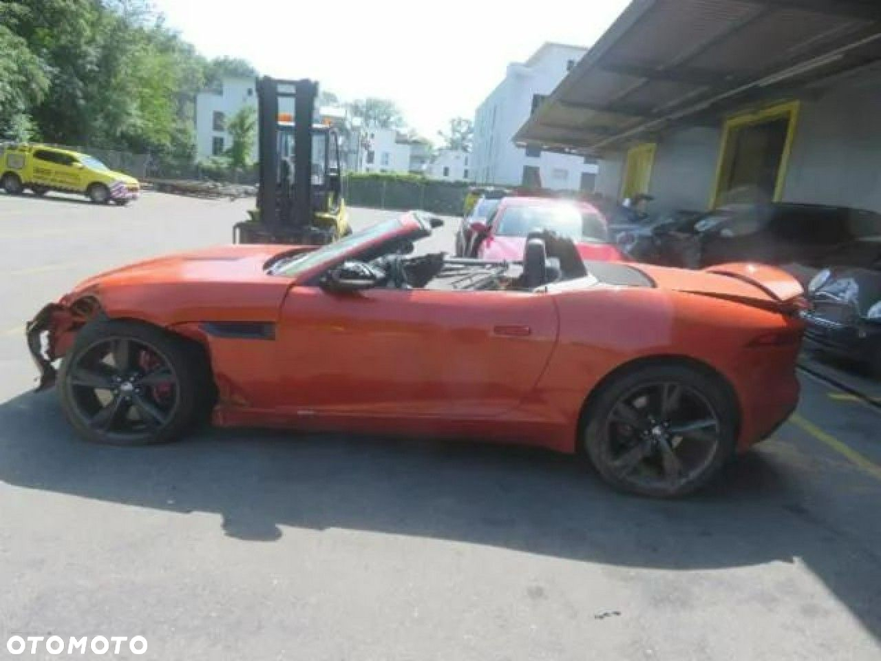 Jaguar F-Type - 6
