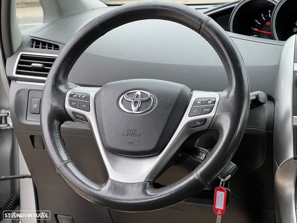 Toyota Verso 2.0 D-4D Comfort - 10