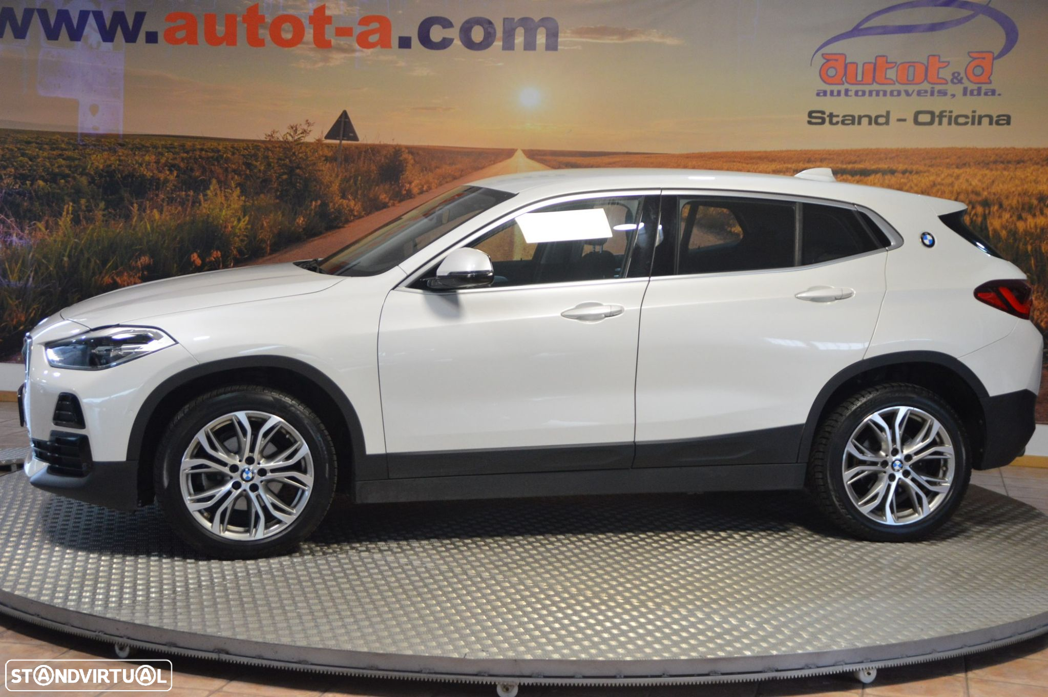 BMW X2 16 d sDrive Auto - 2