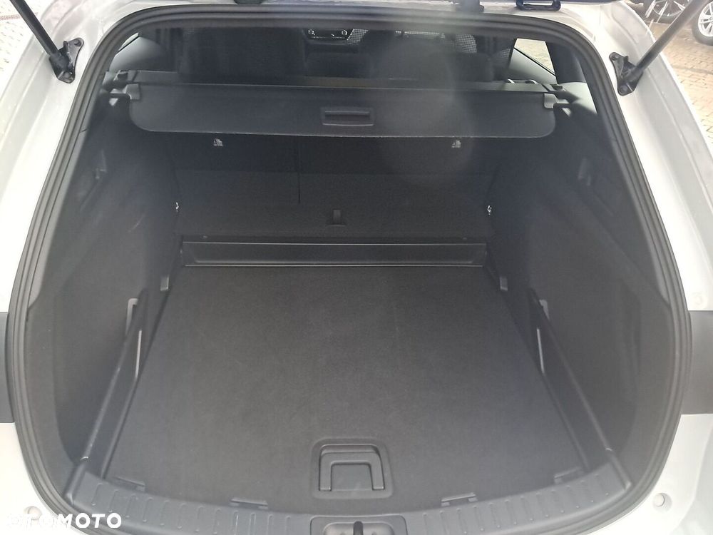 Toyota Corolla 1.8 Hybrid Comfort - 12