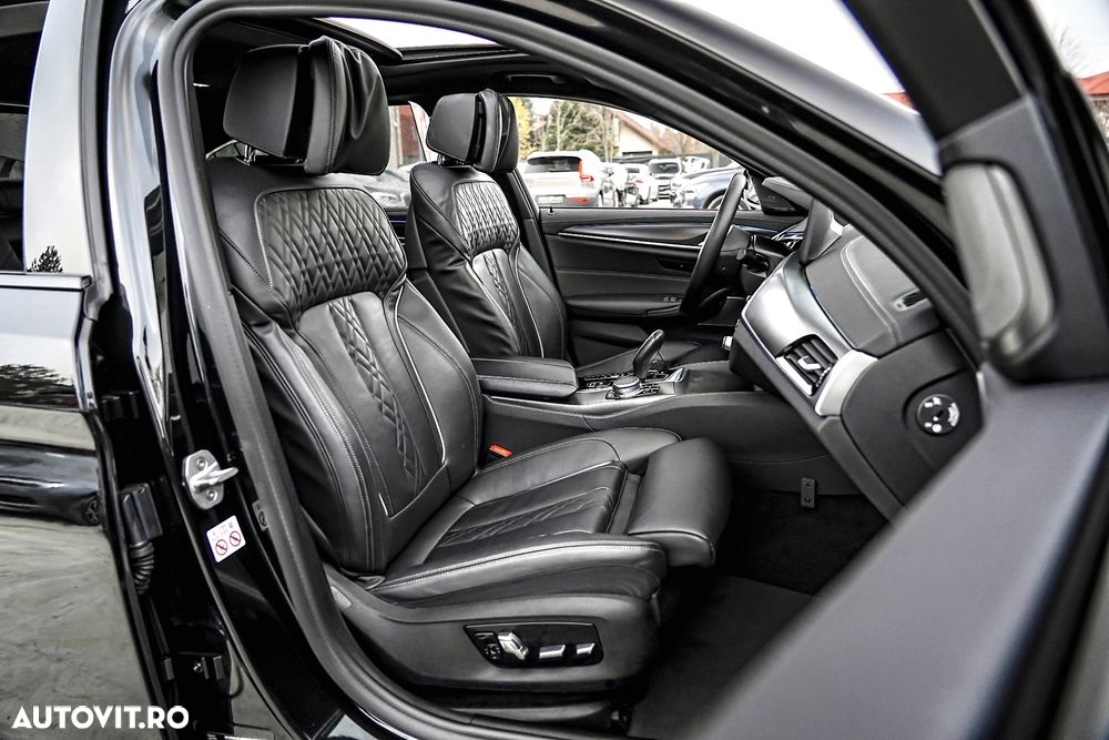 BMW Seria 5 530e Aut. M Sport Edition - 16