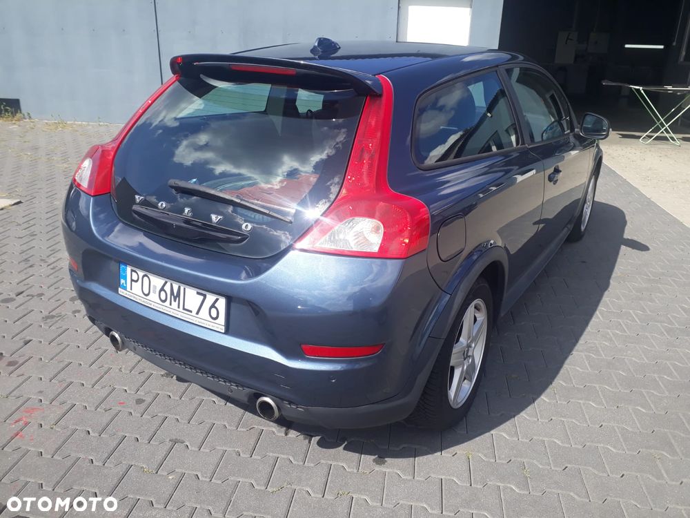 Volvo C30 D5 Kinetic - 4
