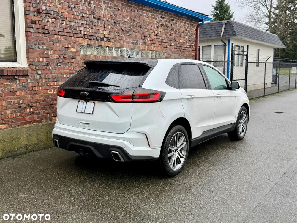 Ford Edge - 3