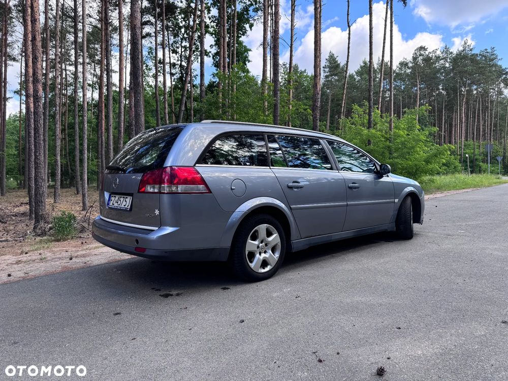 Opel Vectra 1.9 CDTI - 4