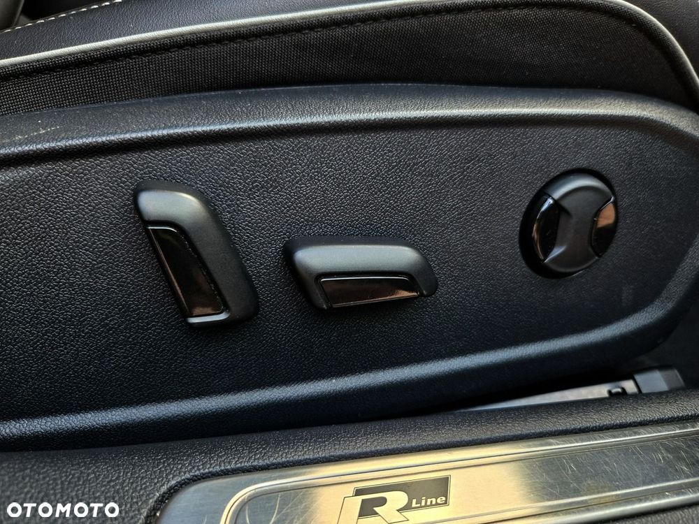 Volkswagen Arteon 2.0 TSI 4Motion R-Line DSG - 23