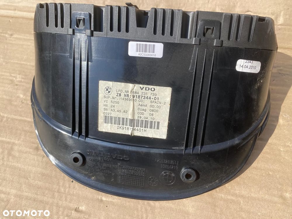 Licznik 9187344-01 2.0d BMW E90 E91 E92 E93 lift OE - 2