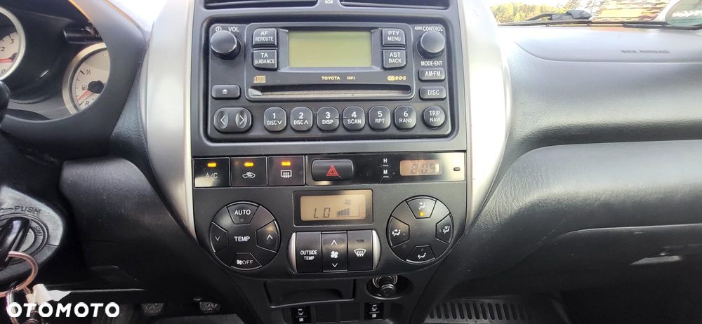 Toyota RAV4 4x4 Executive - 13