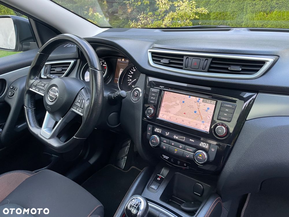 Nissan Qashqai 1.7 dCi N-MOTION - 12