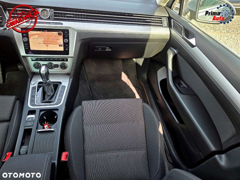 Volkswagen Passat - 29