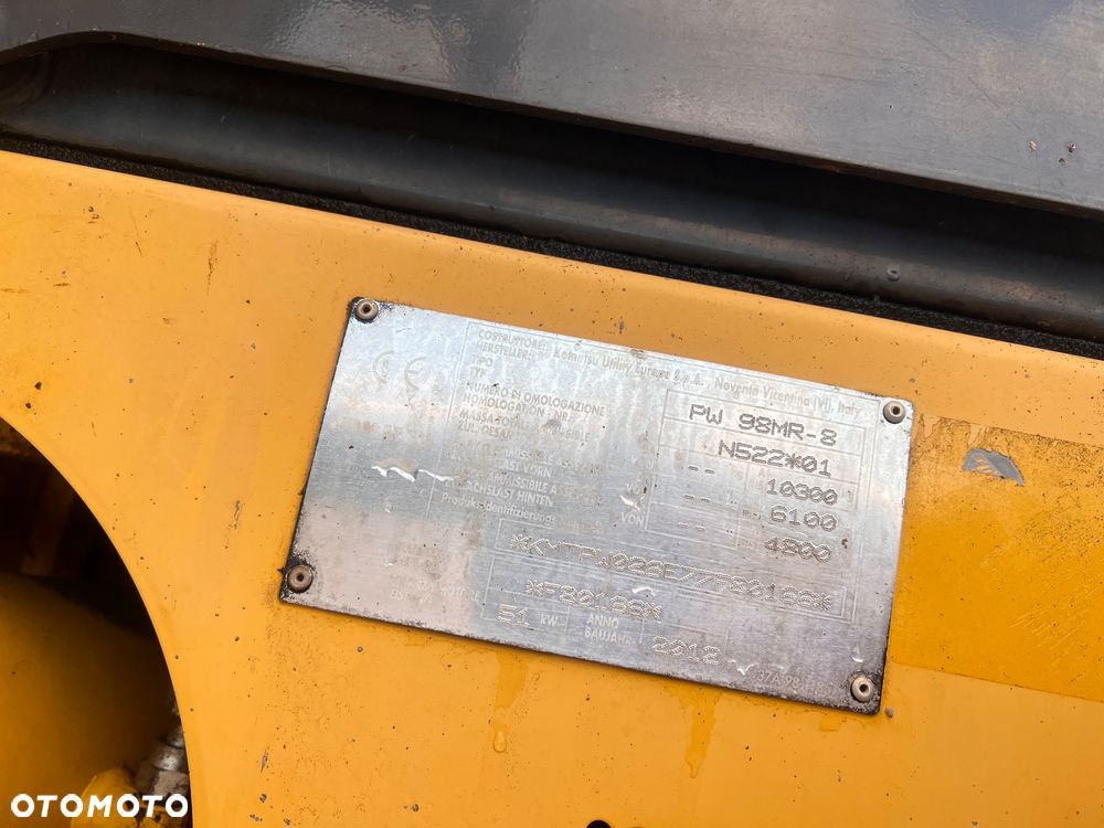 Komatsu Koparka kołowa KOMATSU 10ton PW98MR-8 4x4x4 plug podpory KLIMA 30km/h ramie Long 3xłamane skrętne 2012r bez DPF i ADBLUE 4cyl dodatk wyjścia hydr 51Kw 2osie skrętne pług stopy Cat TEREX Liebherr Wacker Pw 98 mr 8 11 prosto z importu - 20