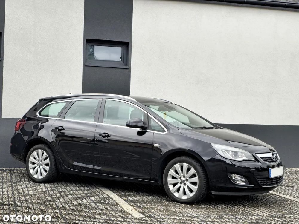 Opel Astra 1.4 T Cosmo - 9