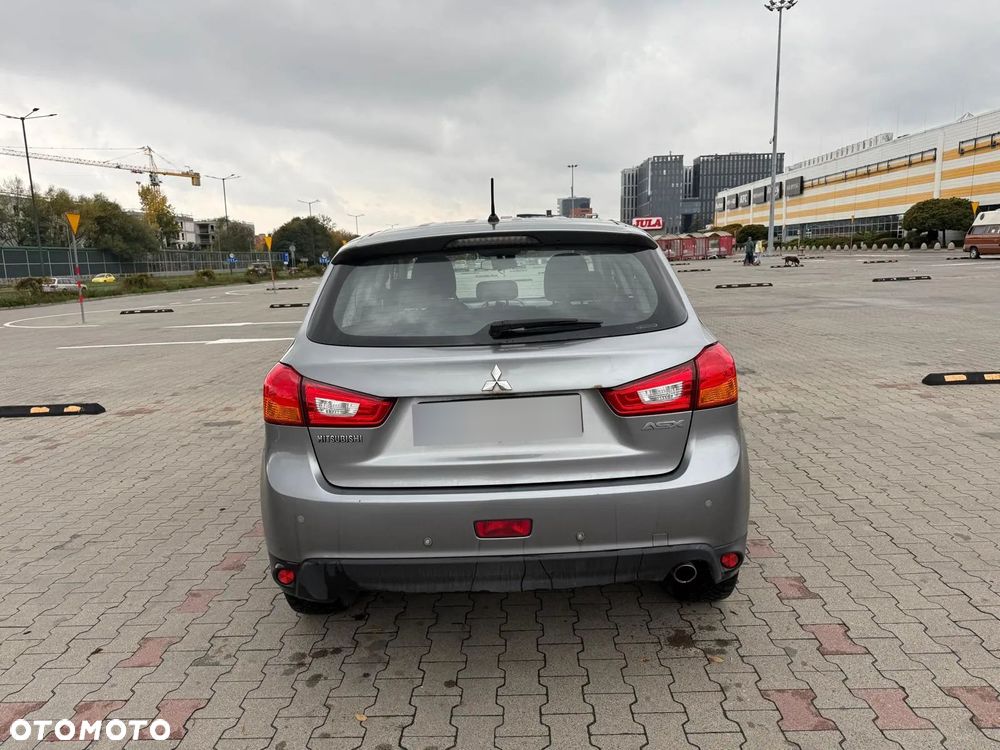 Mitsubishi ASX - 6