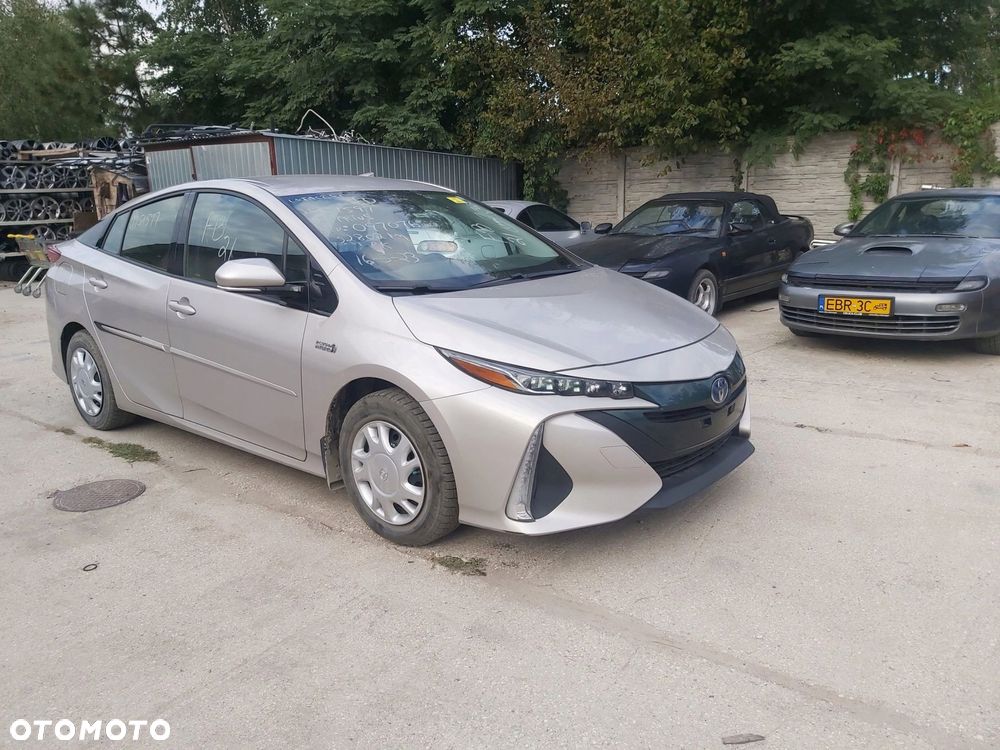 Toyota Prius PRIME Plug in lampa tył prawa w zderzak - 5