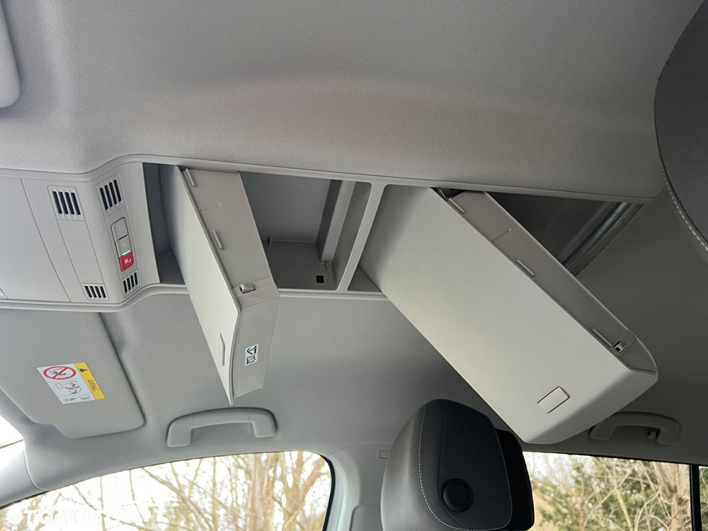 Volkswagen Touran 1.5 TSI EVO Comfortline DSG - 34