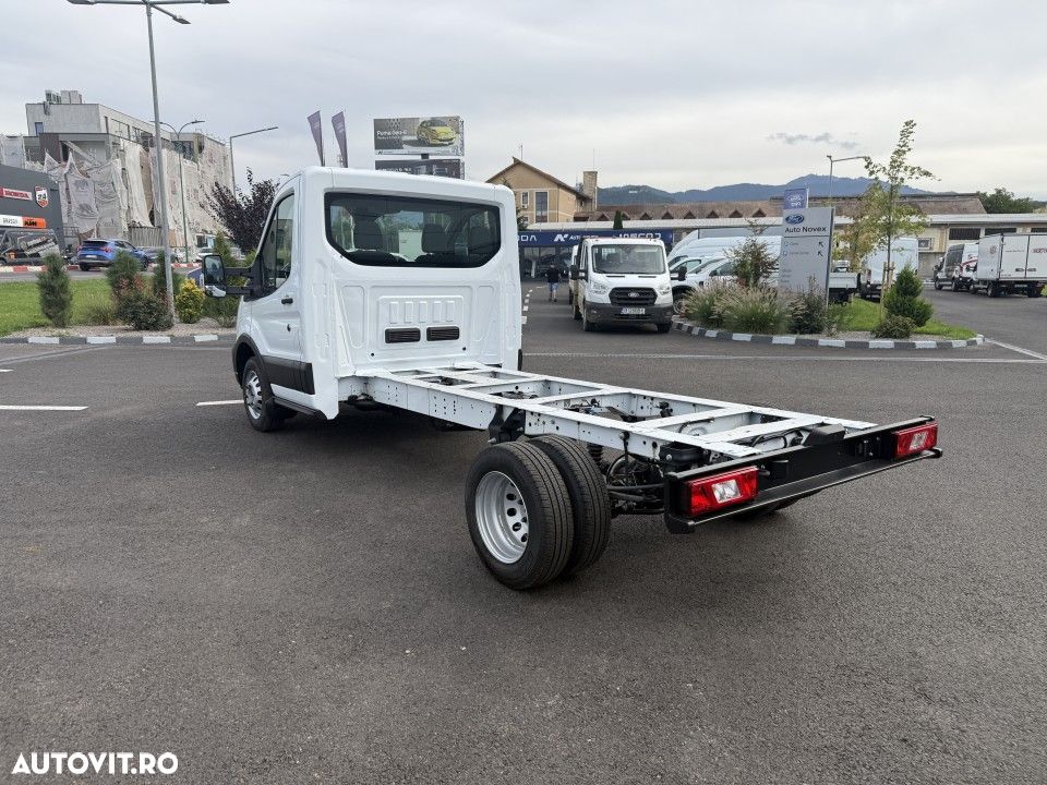 Ford Transit - 4