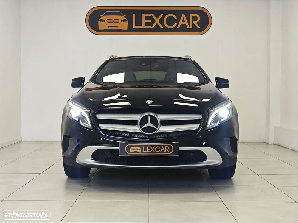Mercedes-Benz GLA 200 d 4Matic 7G-DCT Urban - 15
