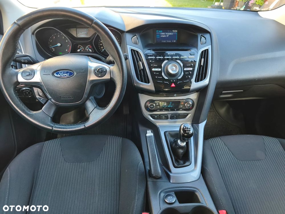 Ford Focus - 27