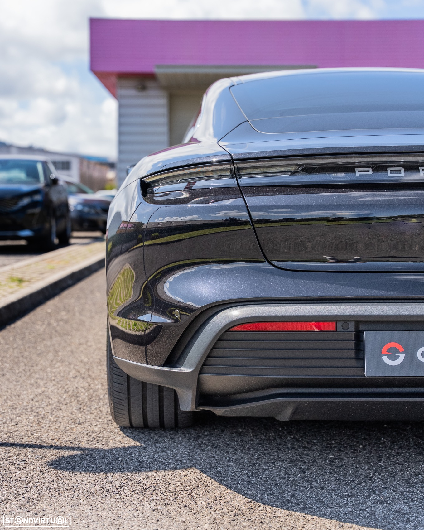 Porsche Taycan 4S - 7