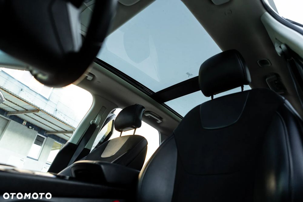 Ford Edge 2.0 TDCi Bi-Turbo 4x4 ST-LINE - 34