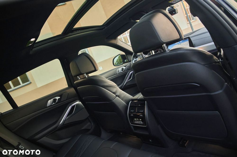 BMW X6M M50d - 26