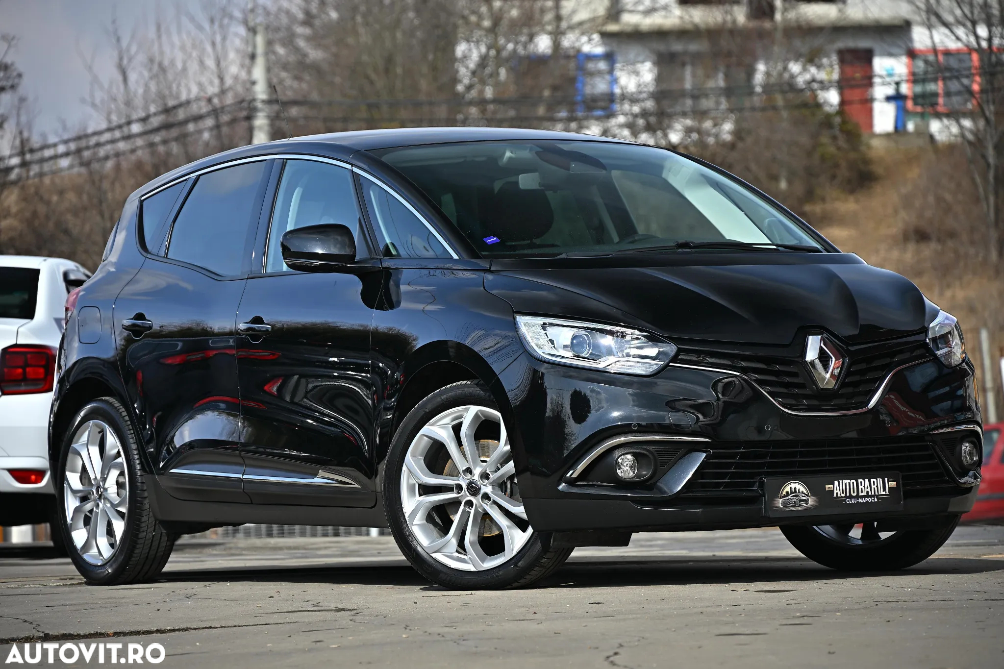 Renault Scenic BLUE dCi 120 BUSINESS EDITION - 3