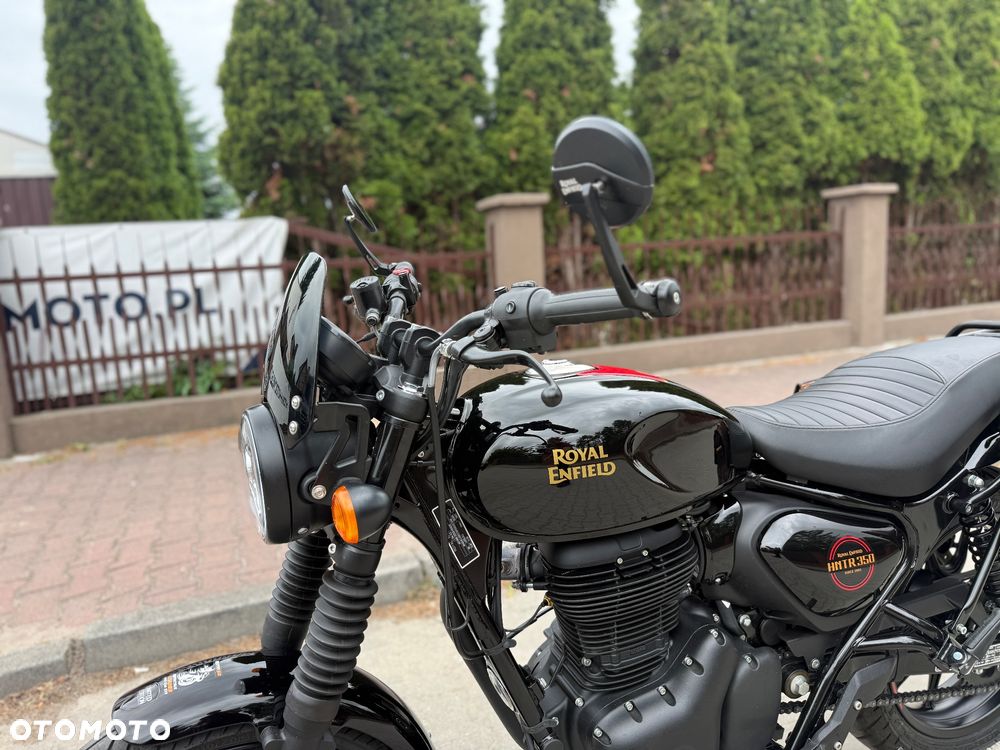 Royal Enfield HNTR - 22