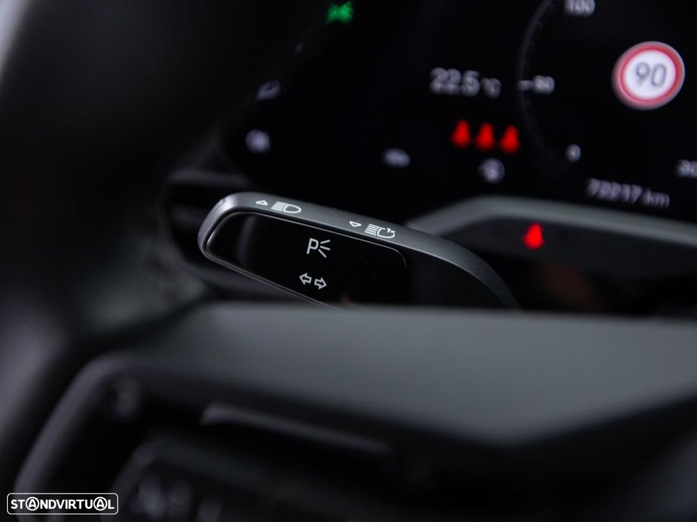 Porsche Taycan 4S - 27