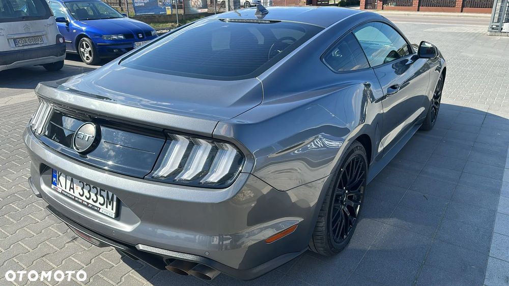 Ford Mustang 5.0 V8 GT - 10