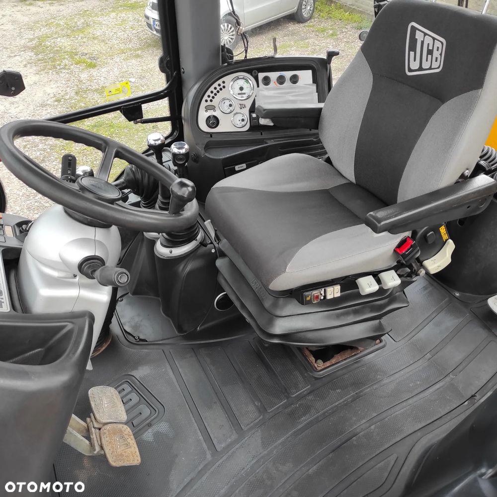 JCB 3CX SiteMaster Koparko-Ładowarka 2004 r - 17