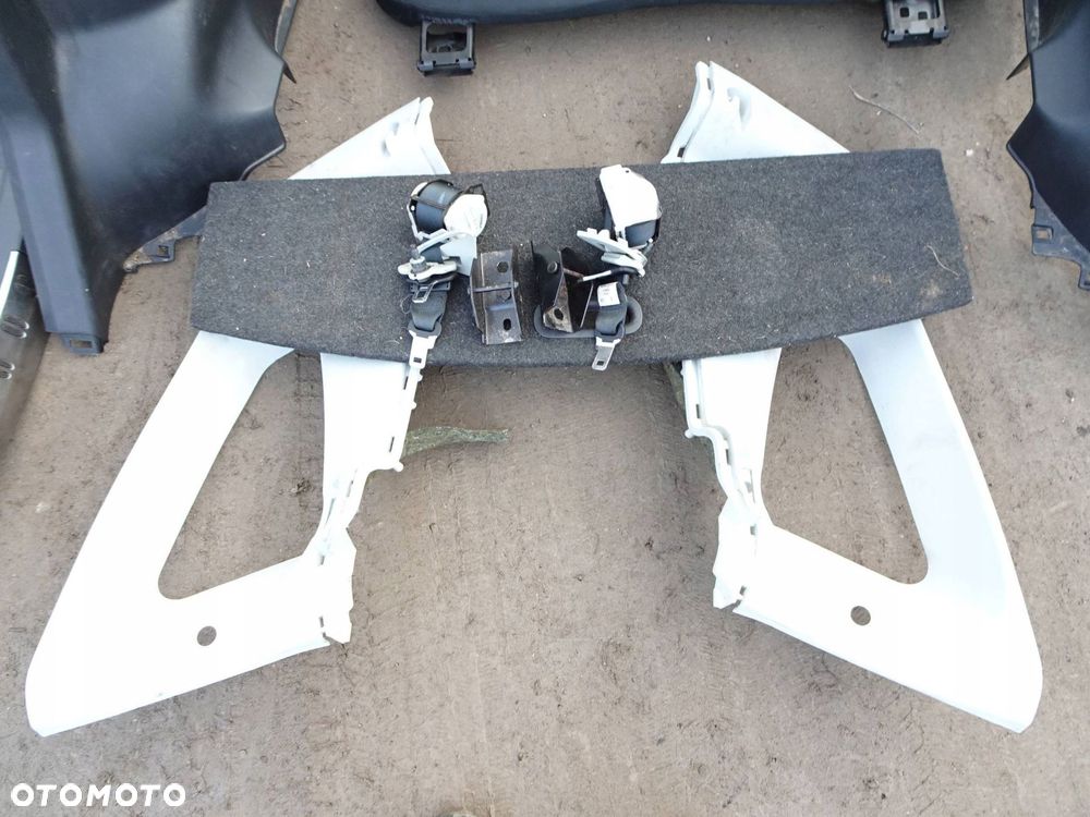 fotele trzeciego rzędu plastiki nissan qashqai j10 +2 06-13 r. - 2