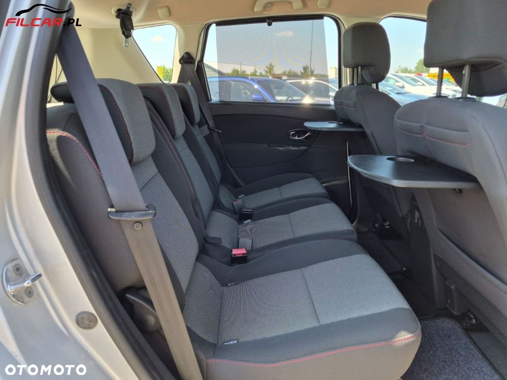 Renault Scenic - 15